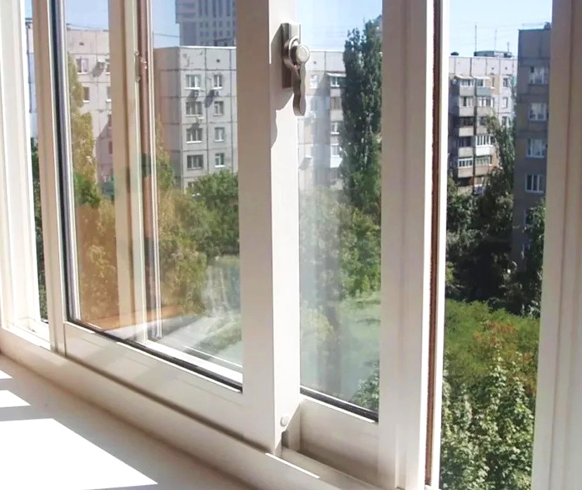 Окно с контролем климата
